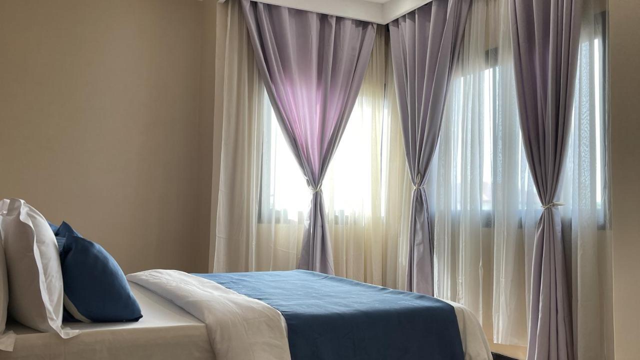Sky Kenako Hotel Kribi Esterno foto