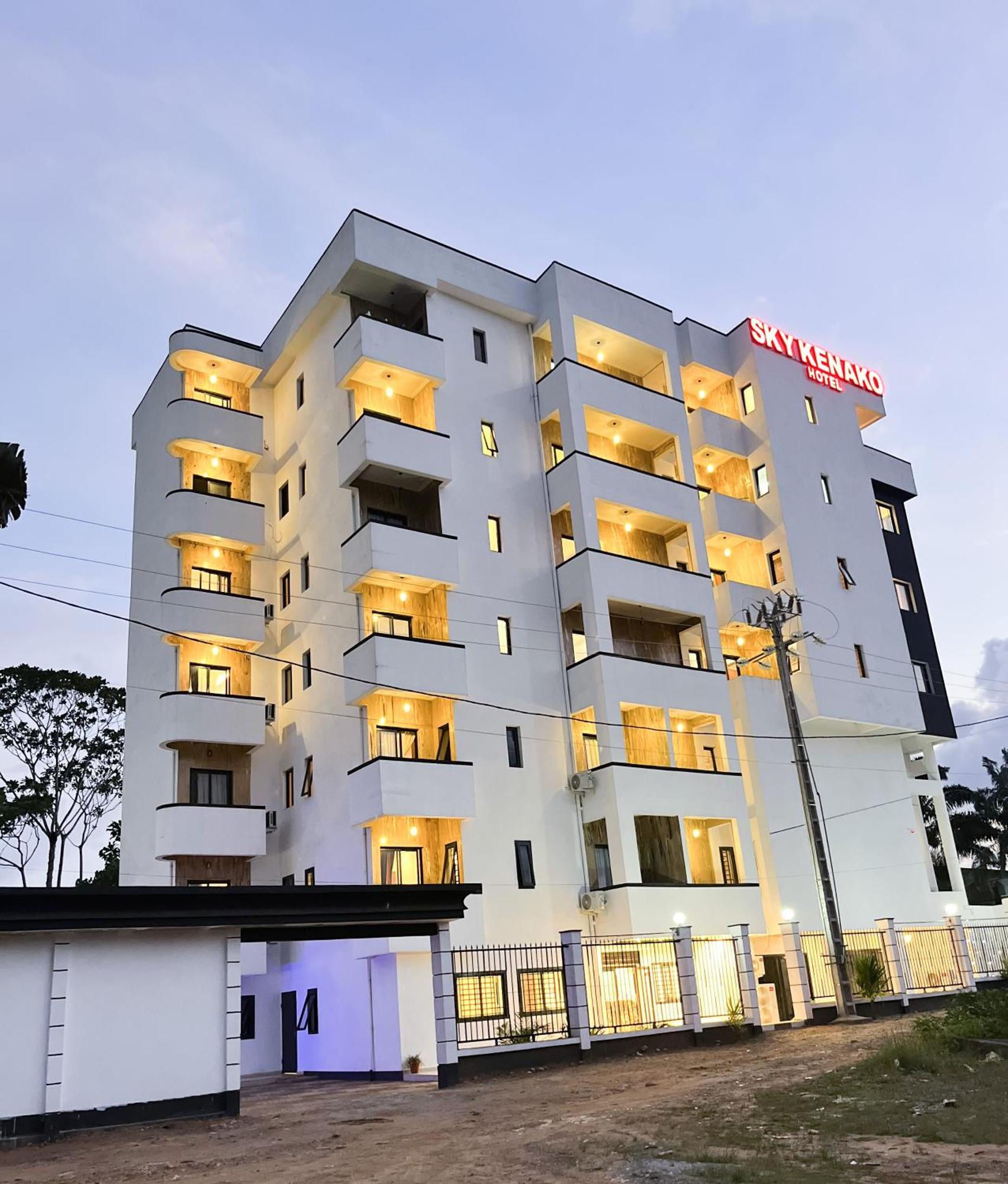 Sky Kenako Hotel Kribi Esterno foto